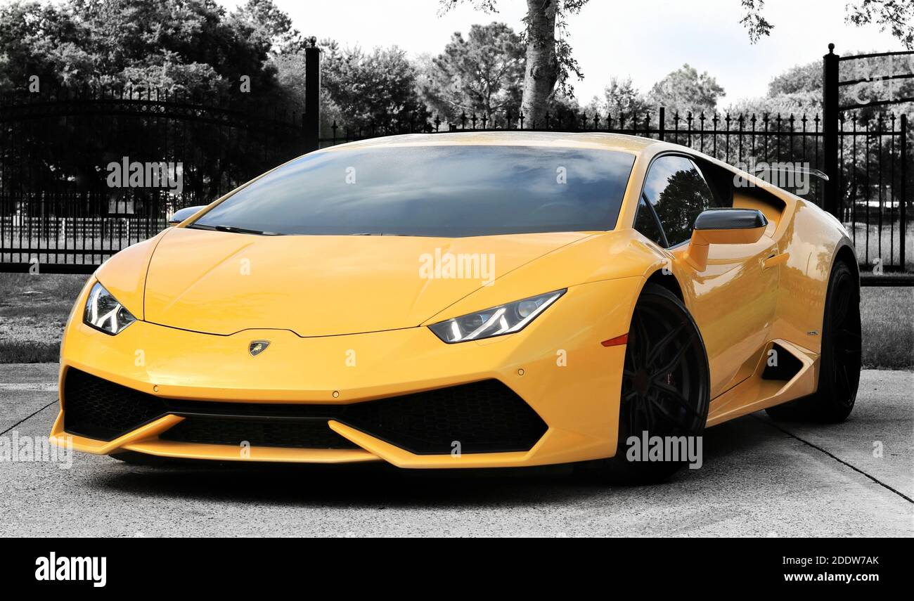 huracan yellow hires stock photography and images Alamy