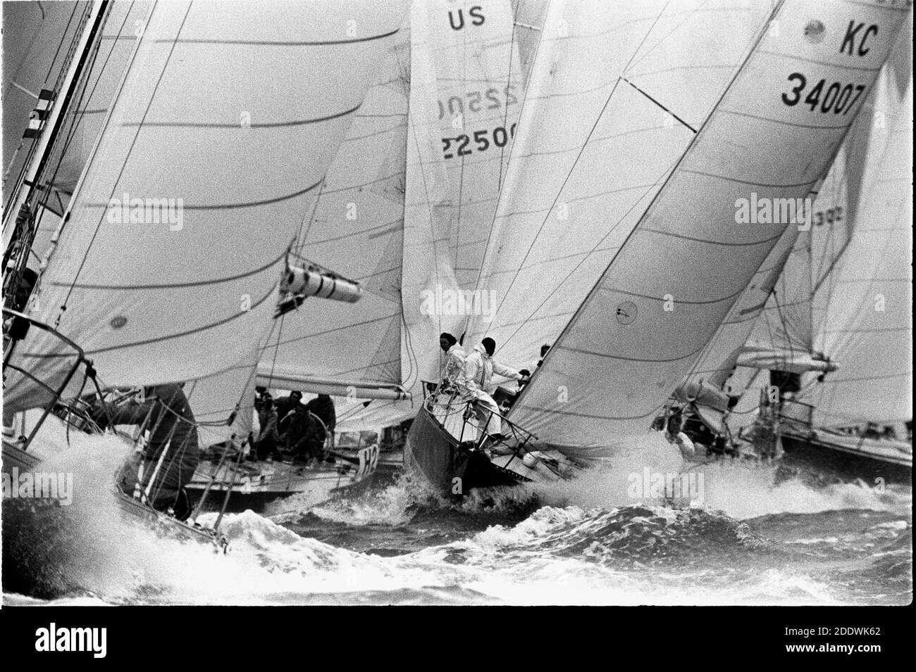 AJAXNETPHOTO. JULY,1979. COWES, ENGLAND. - ADMIRAL'S CUP -  START OF THE FIRST INSHORE RACE ON THE ROYAL YACHT SQUADRON LINE OFF COWES. PHOTO:JONATHAN EASTLAND/AJAX REF:7902081 Stock Photo