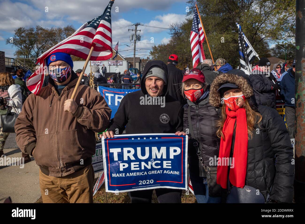 Pro Trump rally at a country music bar in Chicago's far south side ...