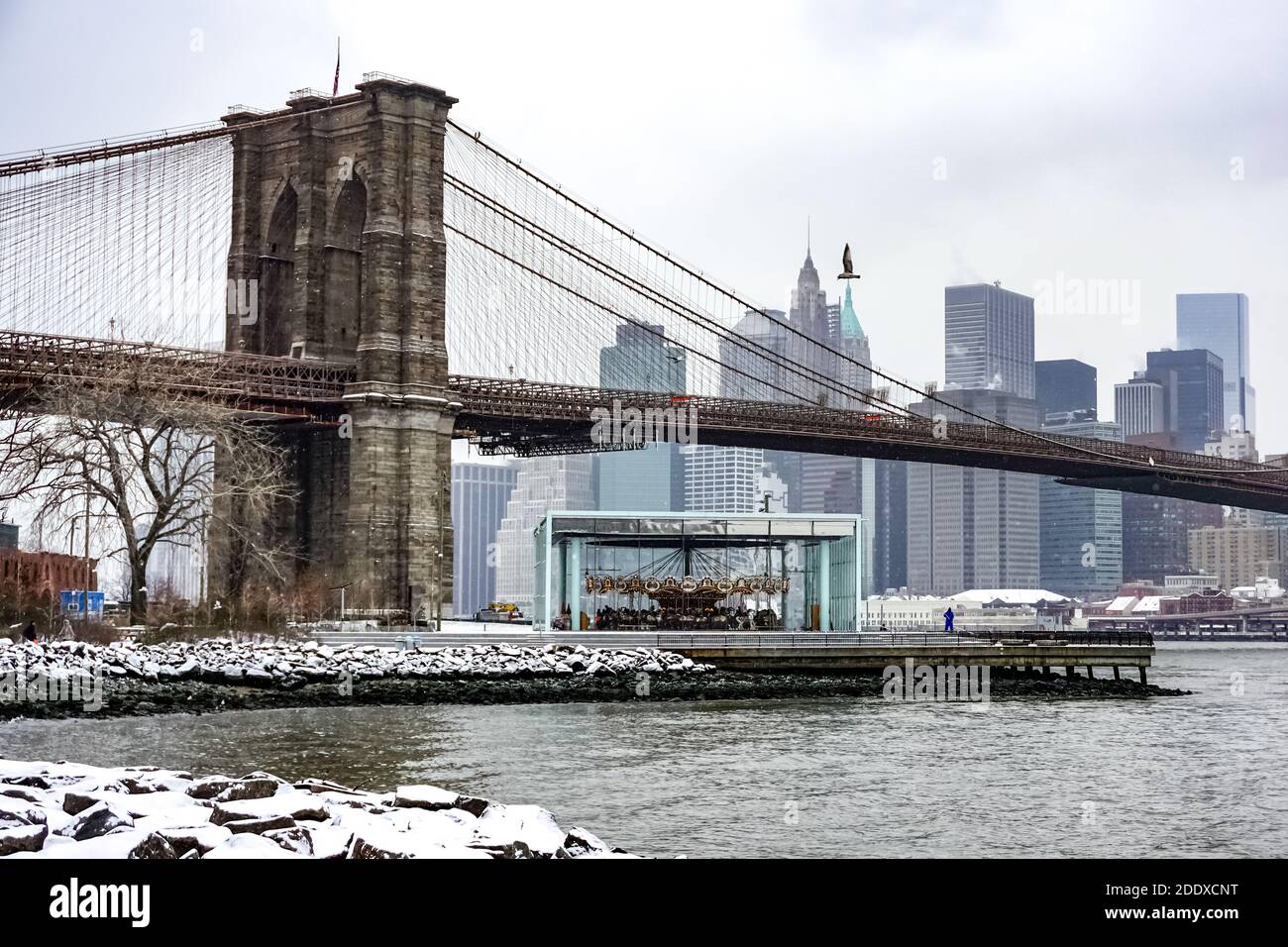Brooklyn Bridge that connects Brooklyn and Manhattan. New York, USA