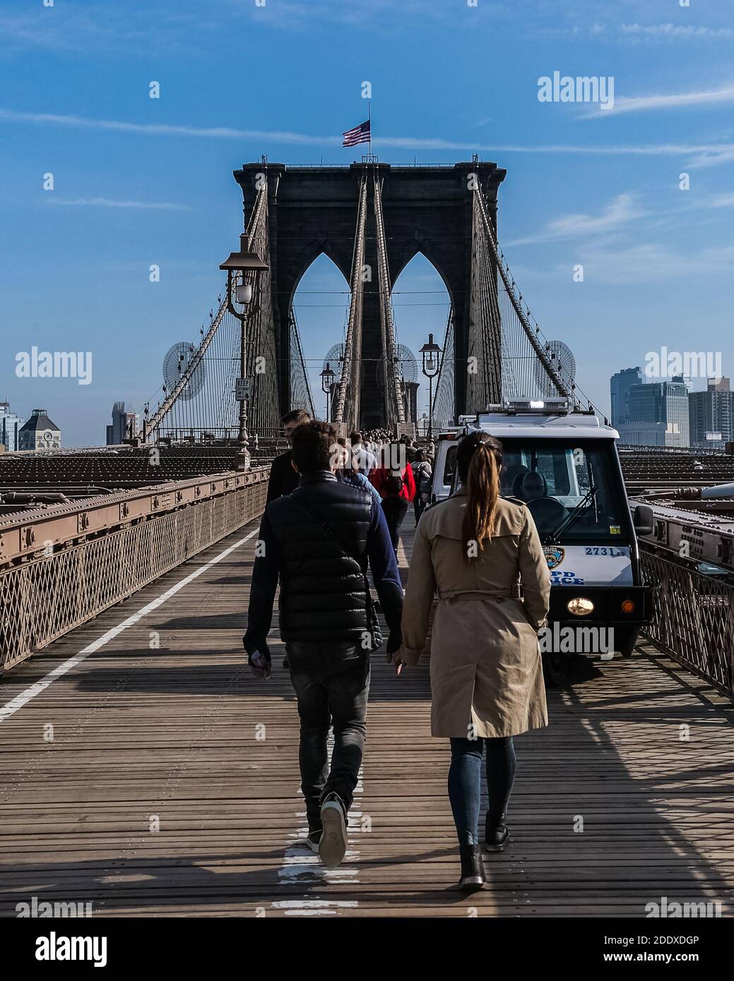 Brooklyn Bridge that connects Brooklyn and Manhattan. New York, USA