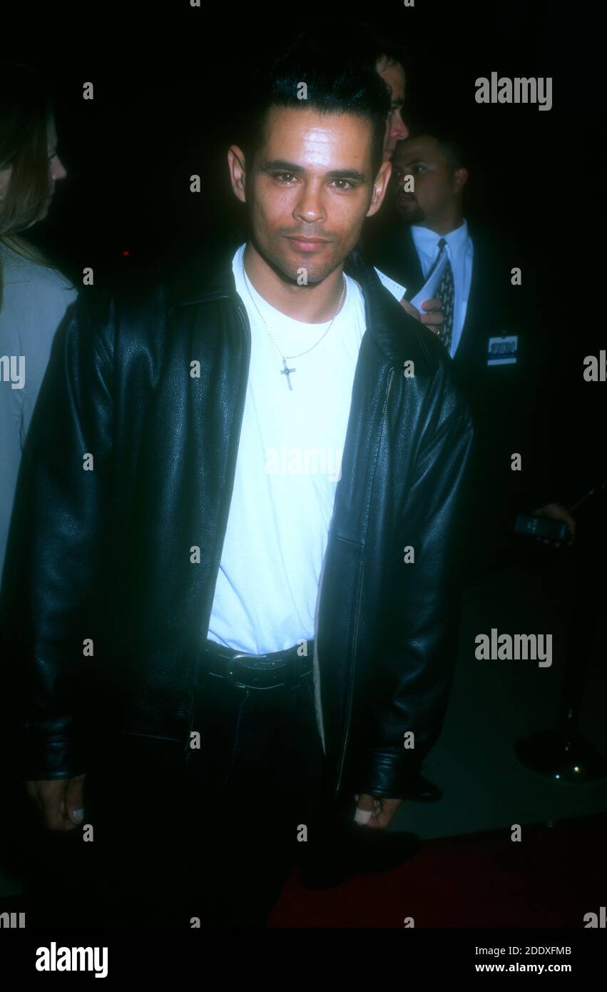 Raymond Cruz High Resolution Stock Photography and Images Alamy