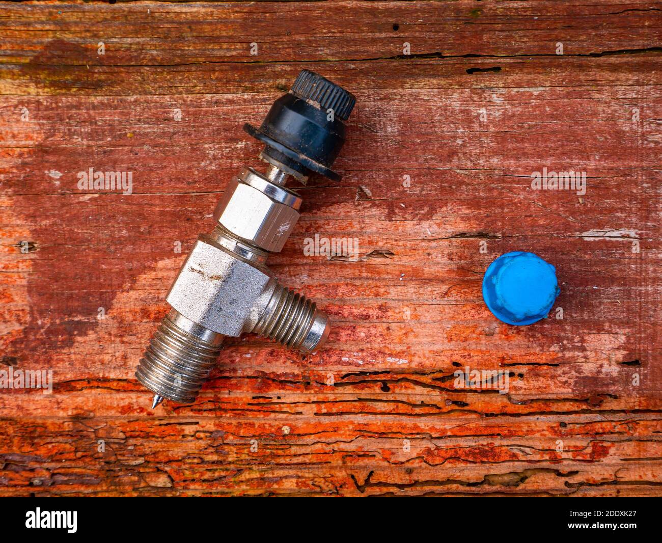 Freon cylinder needle valve for refrigerator repair. Needle valve for