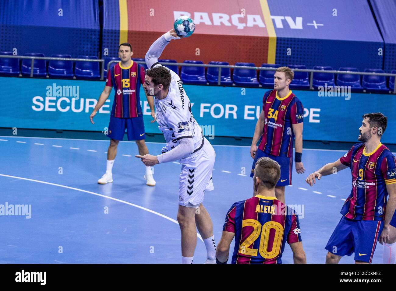 Barcelona, Spain. 26th Nov 2020. Hendrik Pekeler of THW Kiel during the  VELUX EHF Champions League handball match between Fc Barcelona and THW Kiel  on November 26, 2020 at Palau Blaugrana in