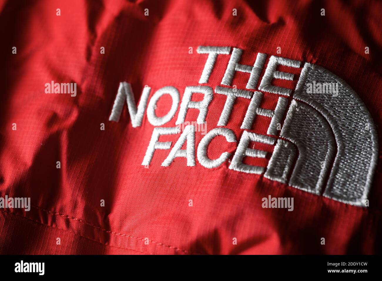 Zaragoza, Spain - October 21, 2021: Logo of the mountain sports brand,  known as The North Face, sewn on a rain jacket Stock Photo - Alamy