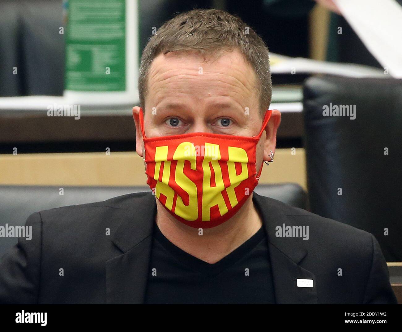 27 November 2020, Berlin: Klaus Lederer (left), Senator for Culture in ...