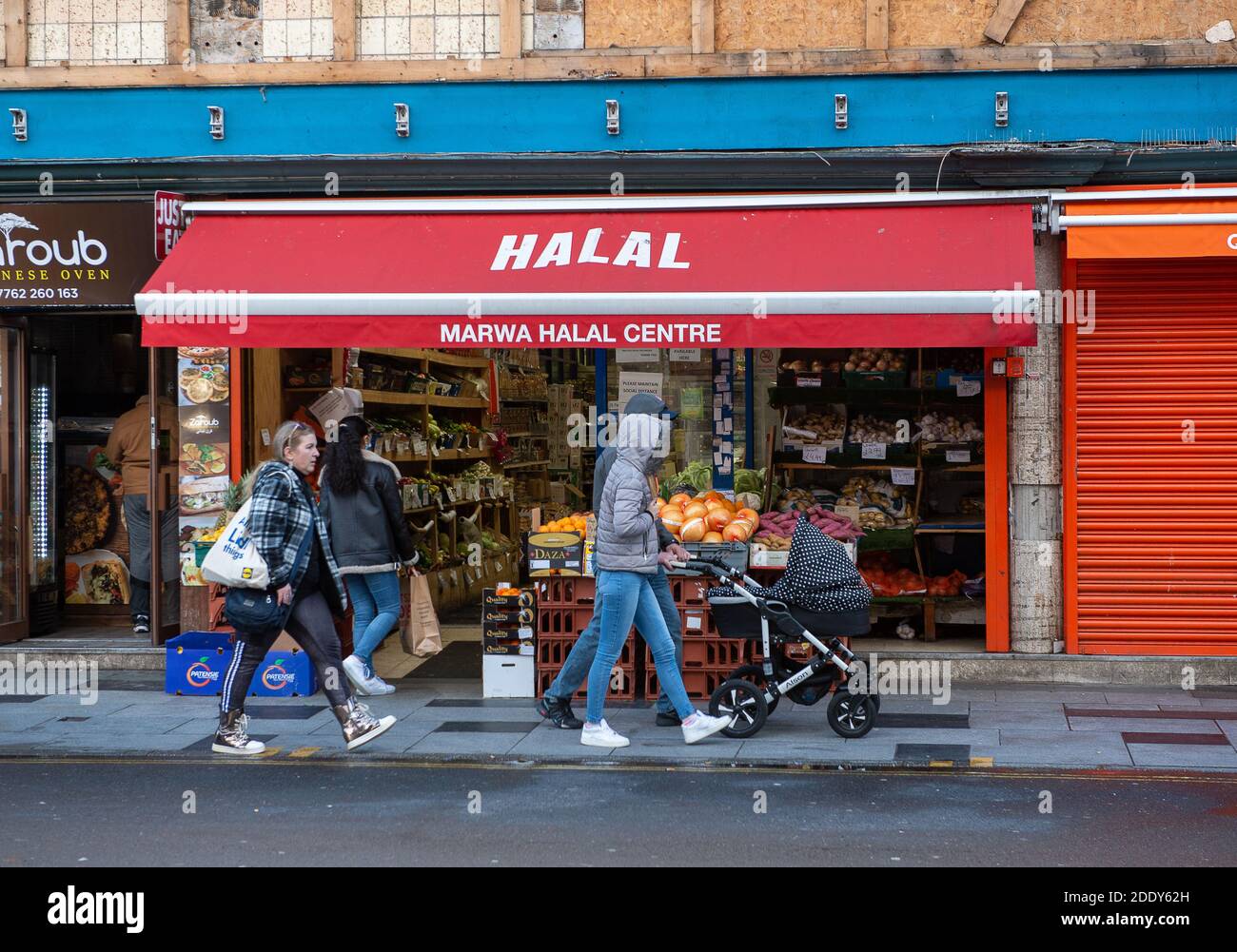 Page 4 Uk Halal High Resolution Stock Photography And Images Alamy