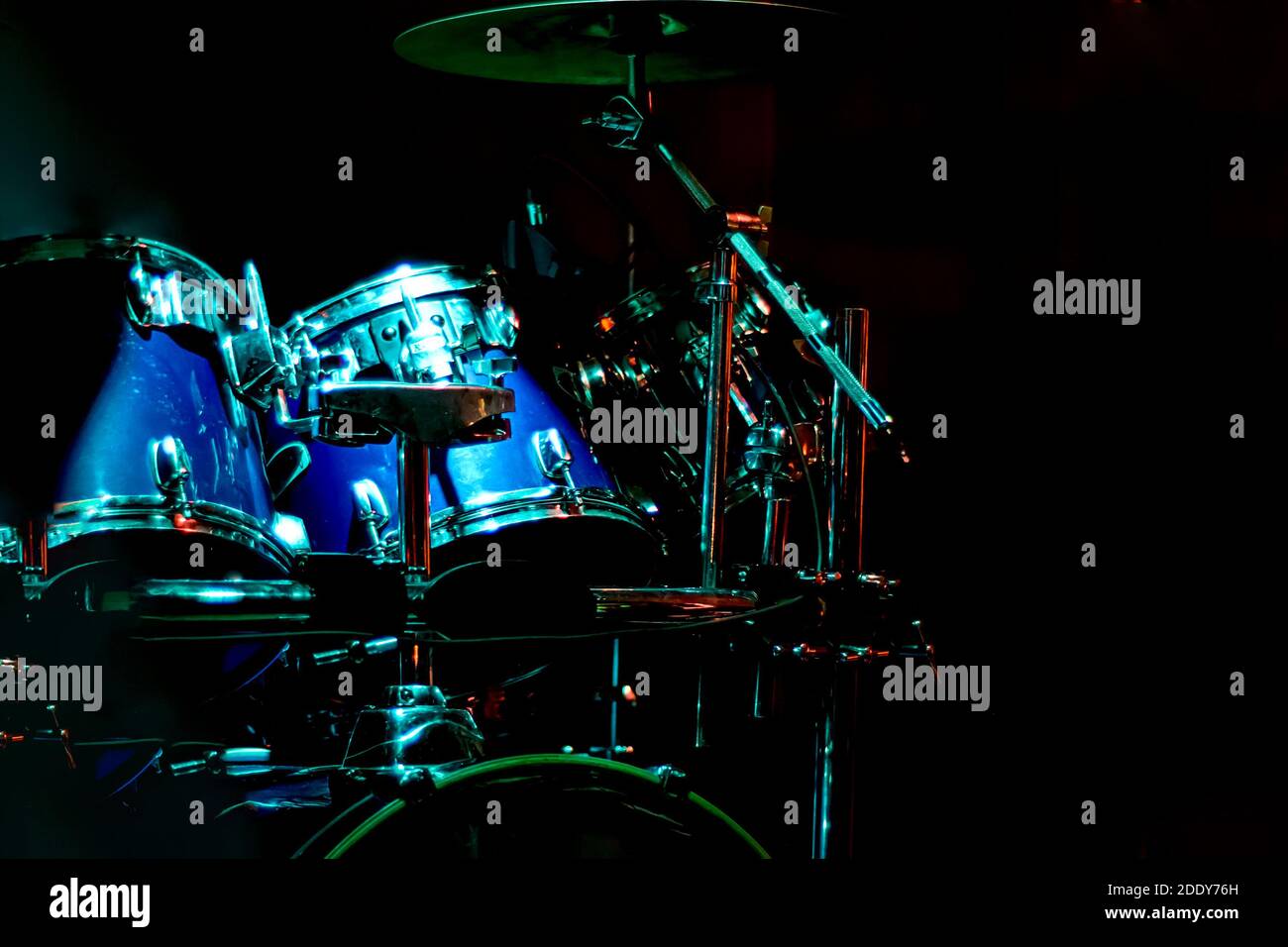 Concert drum set. Blue drums on stage Stock Photo Alamy