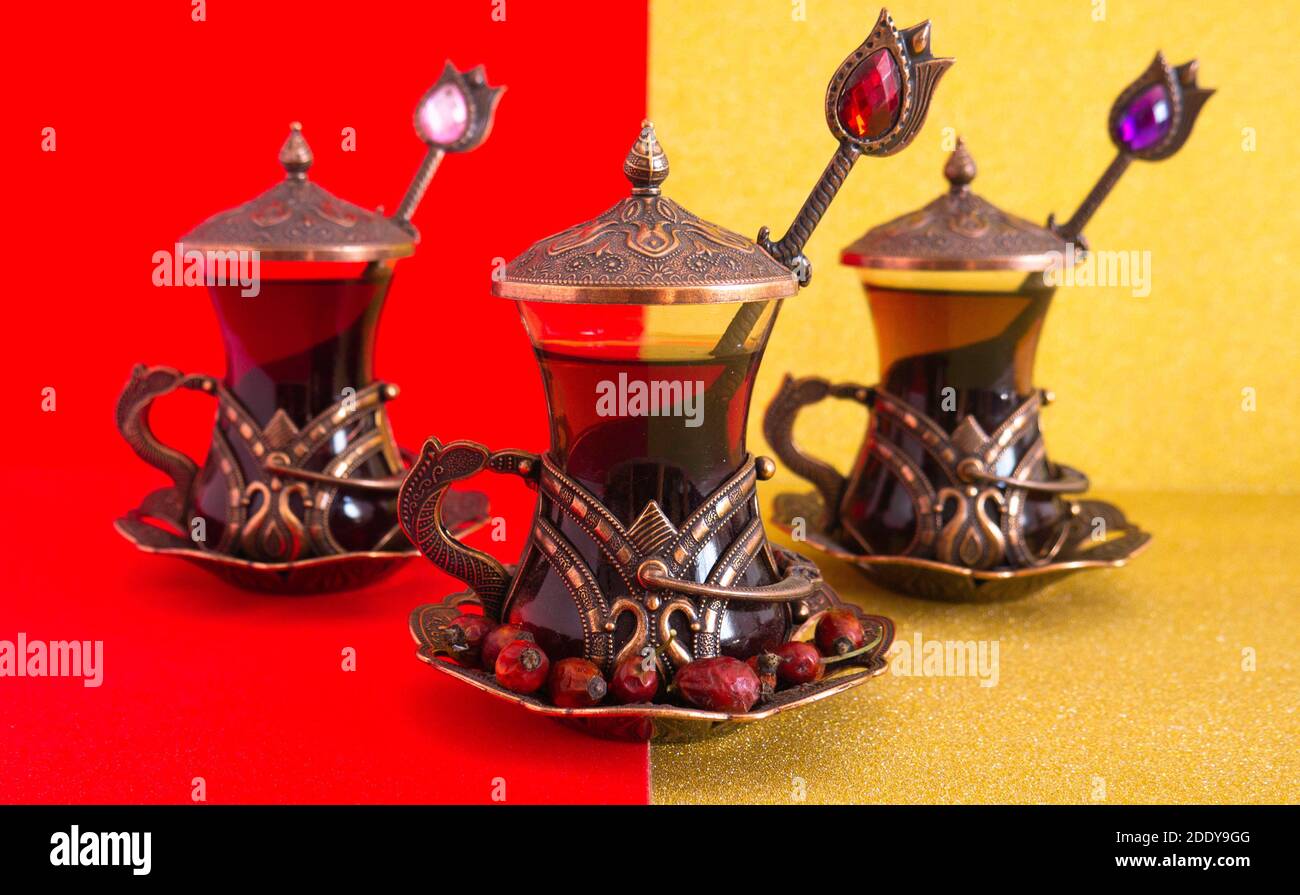Arabic cups of tea. Traditional Turkish tea set Stock Photo Alamy