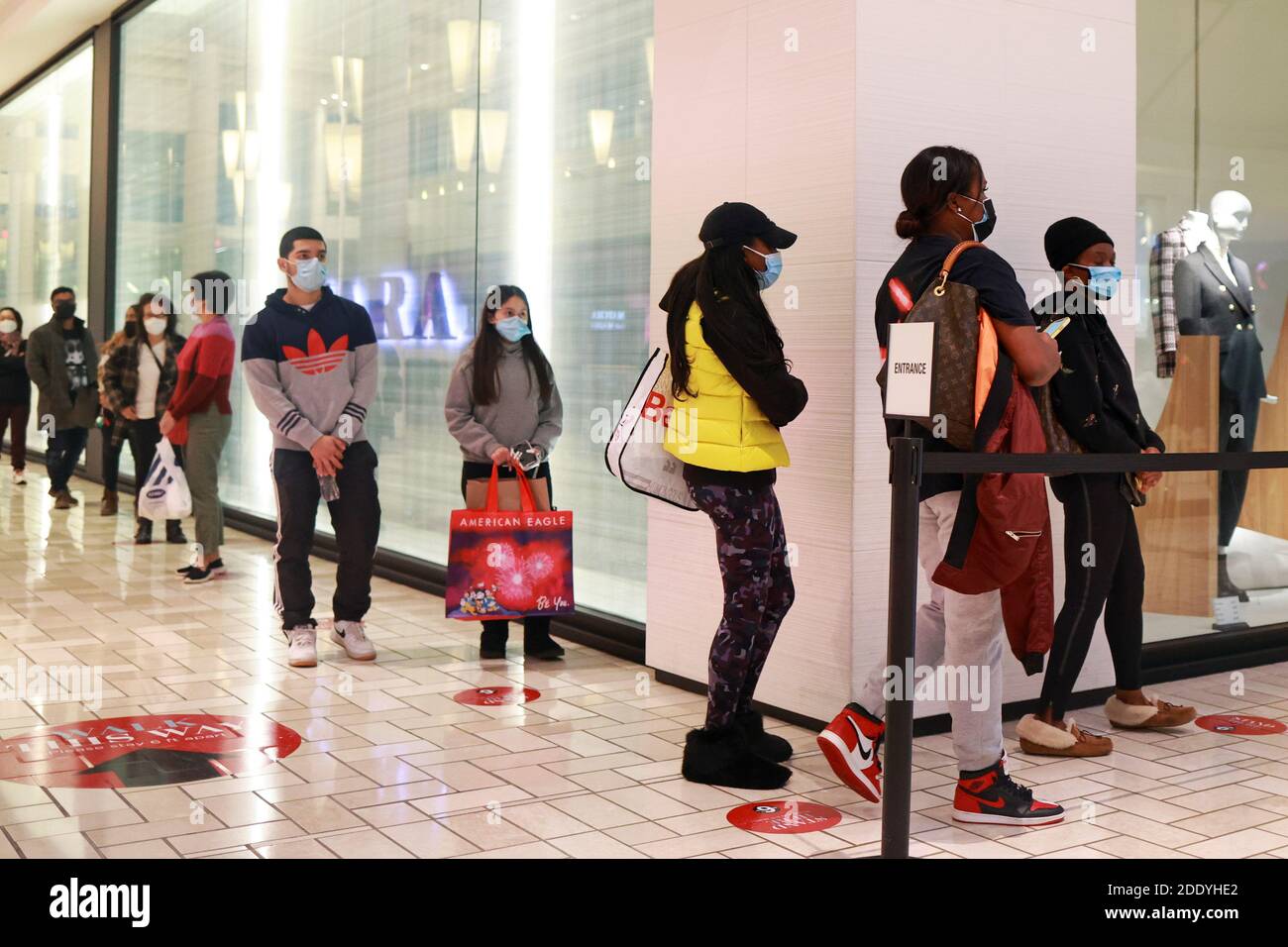 Tysons Corner Center High Resolution Stock Photography And Images Alamy