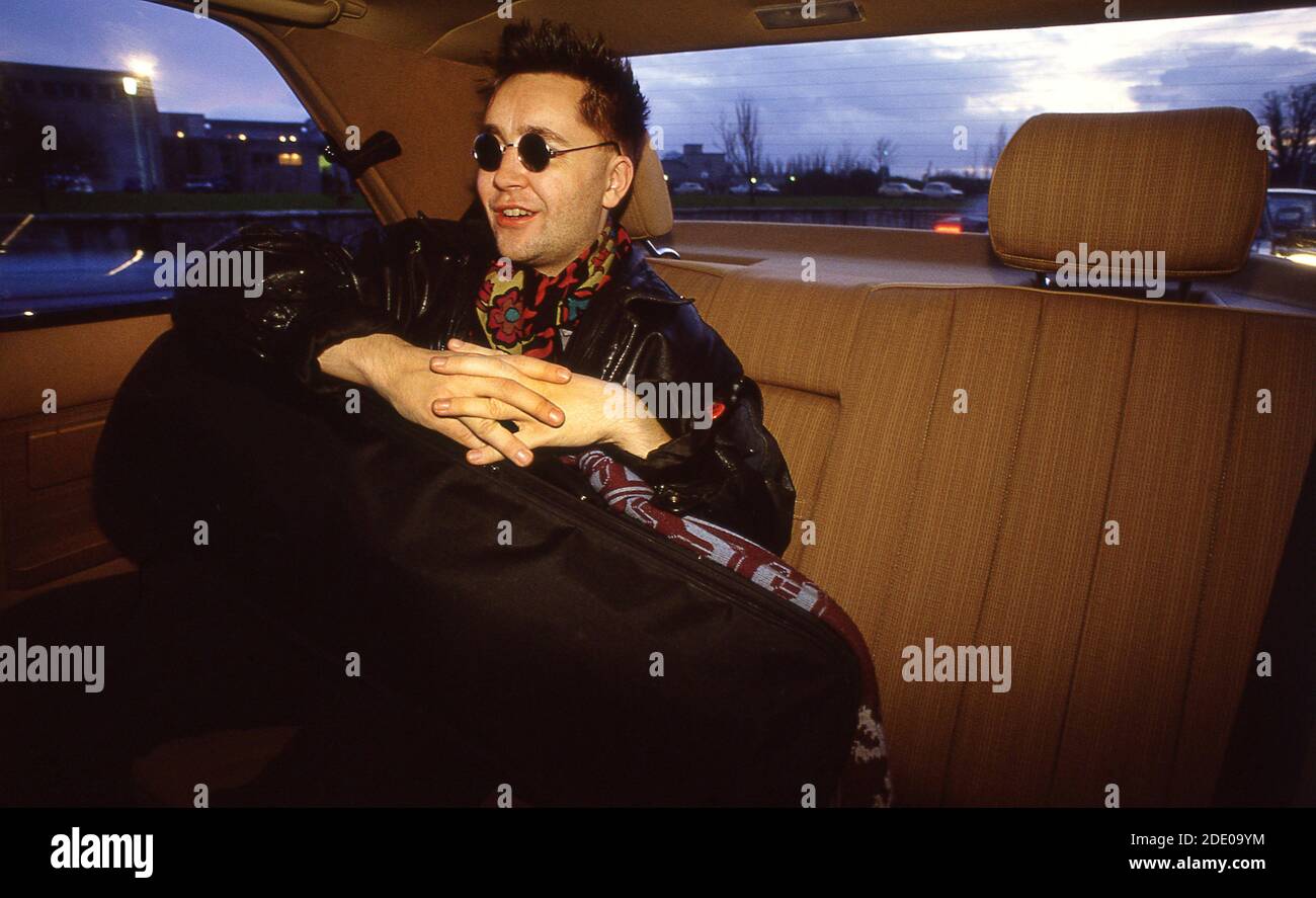 Nigel Kennedy violinist working on 'The Late Late Show' in Dublin Ireland 1990 Stock Photo
