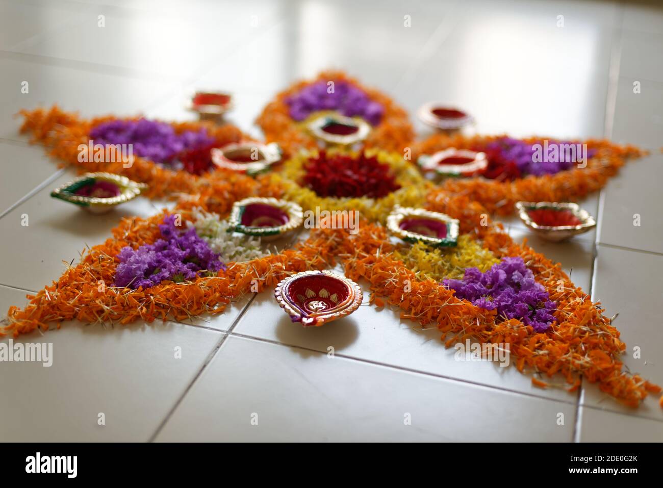 Rangoli design hi-res stock photography and images - Alamy