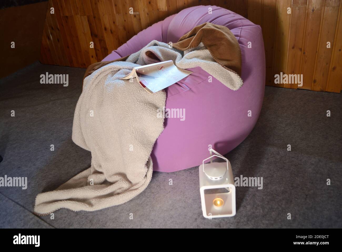 Hygge interior hi-res stock photography and images - Alamy