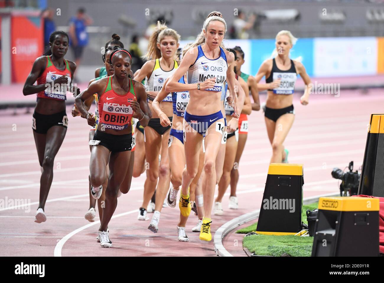 Eilish McColgan (GBR), Karissa Schweizer (USA), Hellen Obiri (KEN), Tsehay Gemechu. 5000 metres women final. IAAF World Athletics Championships, Doha Stock Photo