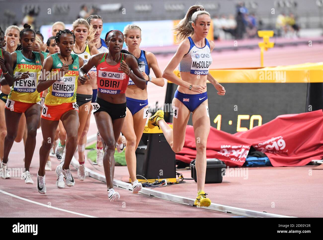 Eilish McColgan (GBR), Karissa Schweizer (USA), Hellen Obiri (KEN), Tsehay Gemechu. 5000 metres women final. IAAF World Athletics Championships, Doha Stock Photo