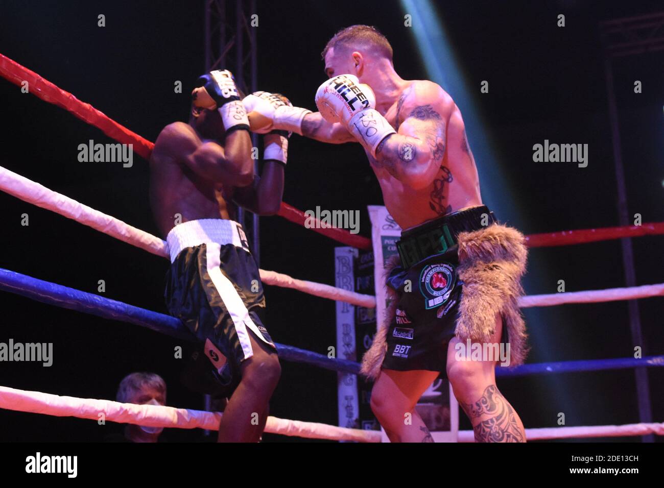 Fondi (Lt, Italy. 27th Nov, 2020. fondi (lt), Italy, PalaSport, 27 Nov  2020, Michael Magnesi (ITALIA ) Patrick Kinigamazi (RUANDES) during WBF  World Super featherweights boxing match between Magnesi and Kinigamazi -