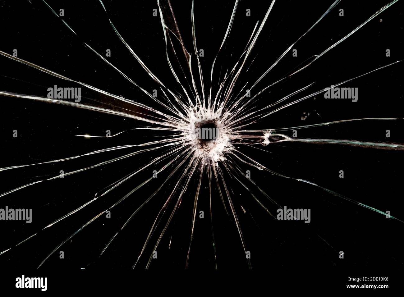 Bullet hole glass black background hi-res stock photography and images -  Alamy