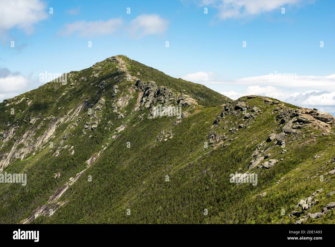 Mount Lincoln summit in the White Mountains, New Hampshire and the ridge trail leading to it from Mount Liberty Stock Photo