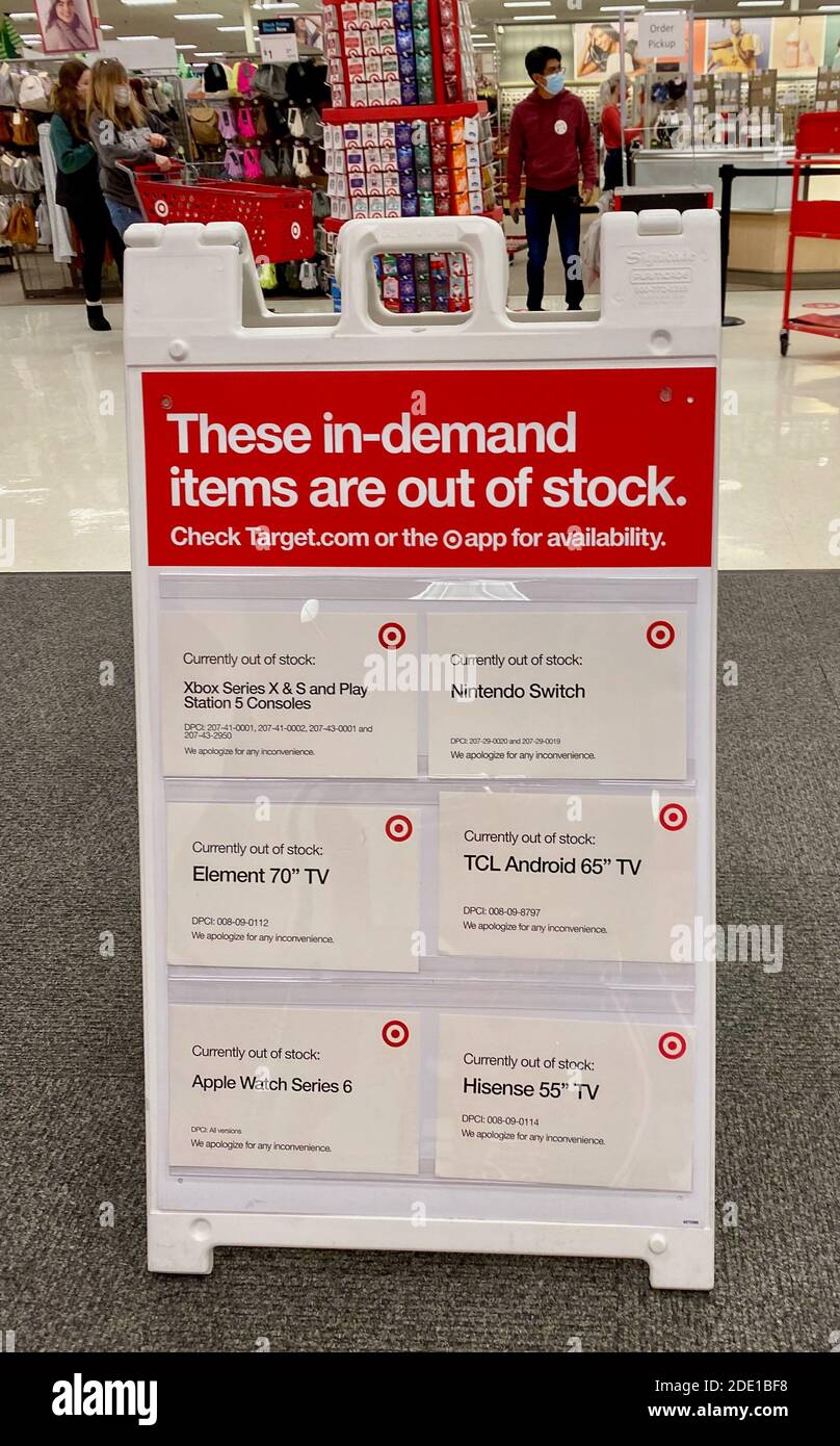 Black Friday Shoppers Target High Resolution Stock Photography And Images Alamy
