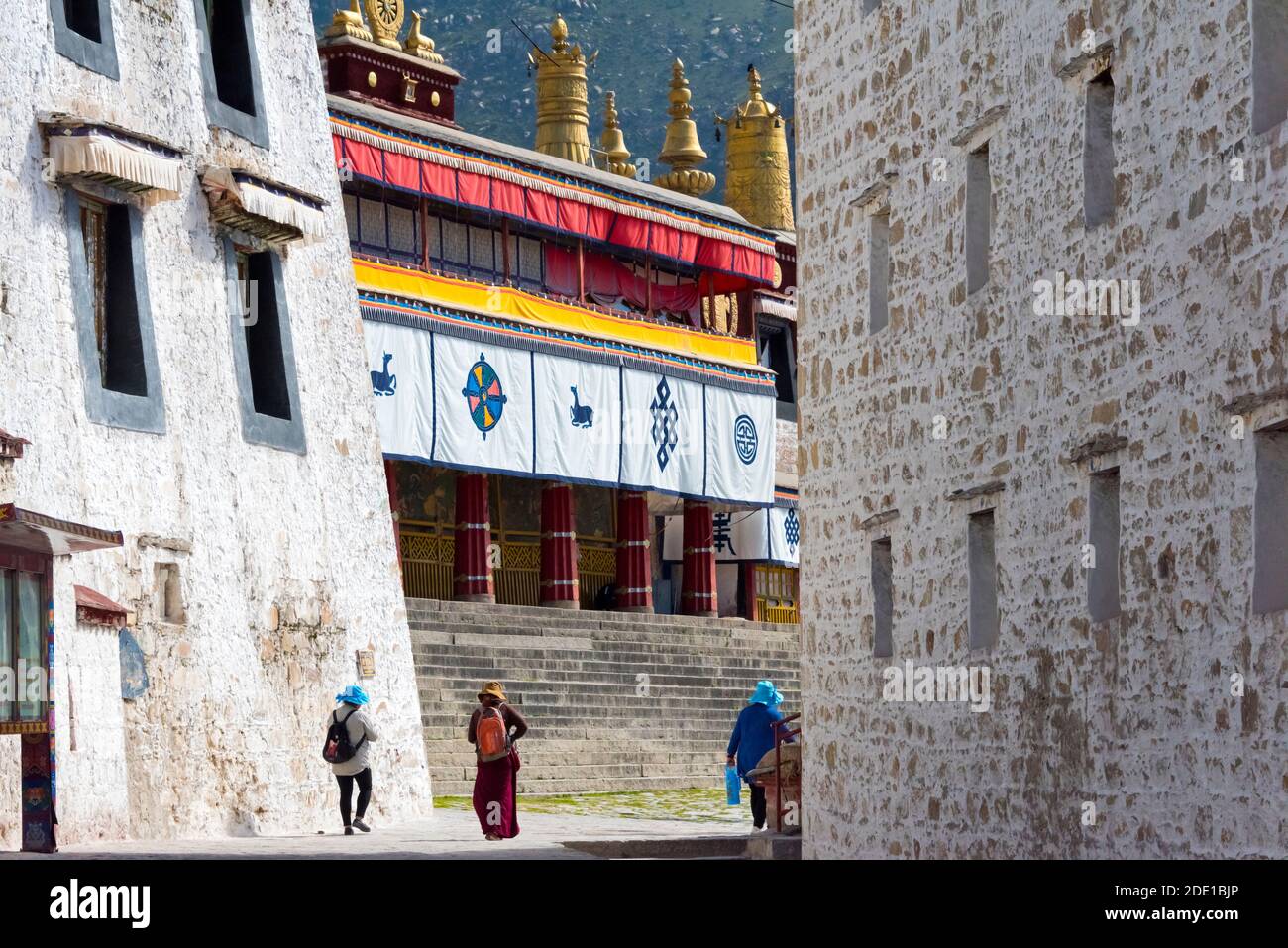 Pilgrims in Drepung Monastery, one of the great three Gelug university monasteries of Tibet, Lhasa, Tibet, China Stock Photo