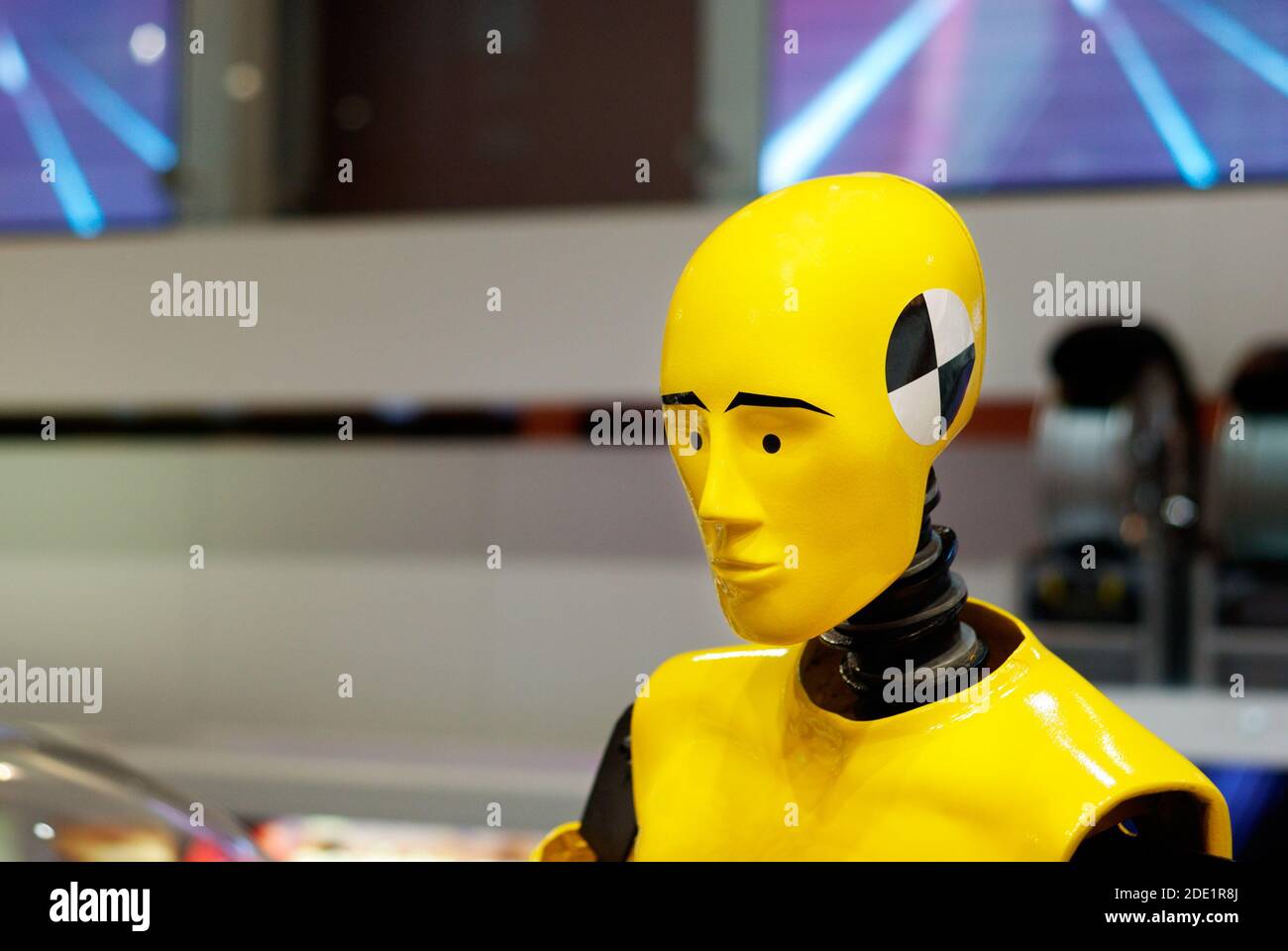 Crash test dummy seat belt hires stock photography and images Alamy