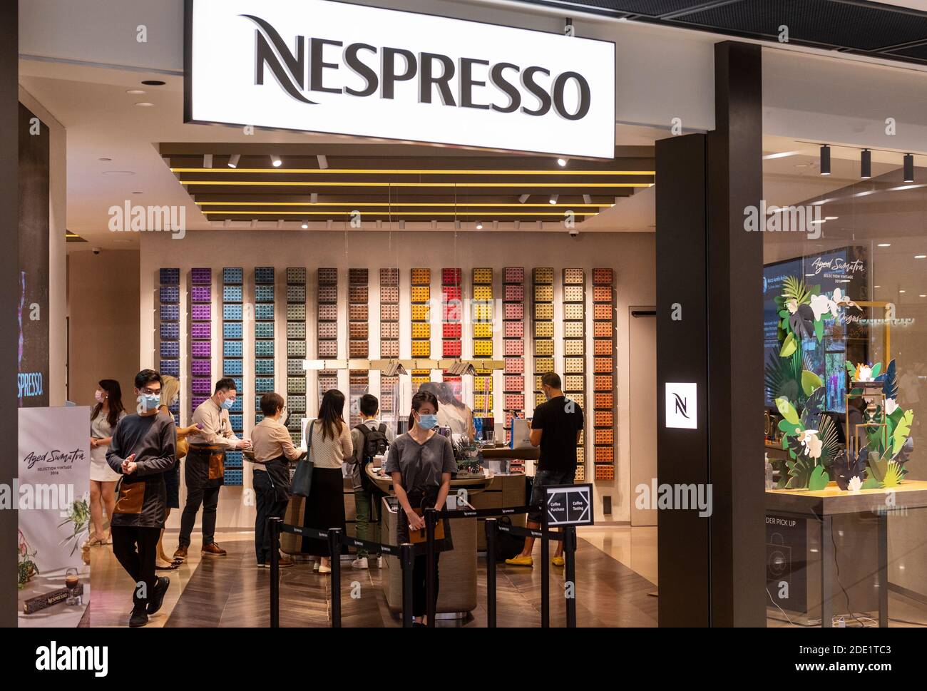 Hong Kong, China. 28th Nov, 2020. Swiss high-end and world leader in coffee capsules brand store Nespresso logo seen in Hong Kong. Credit: SOPA Images Limited/Alamy Live News Stock Photo