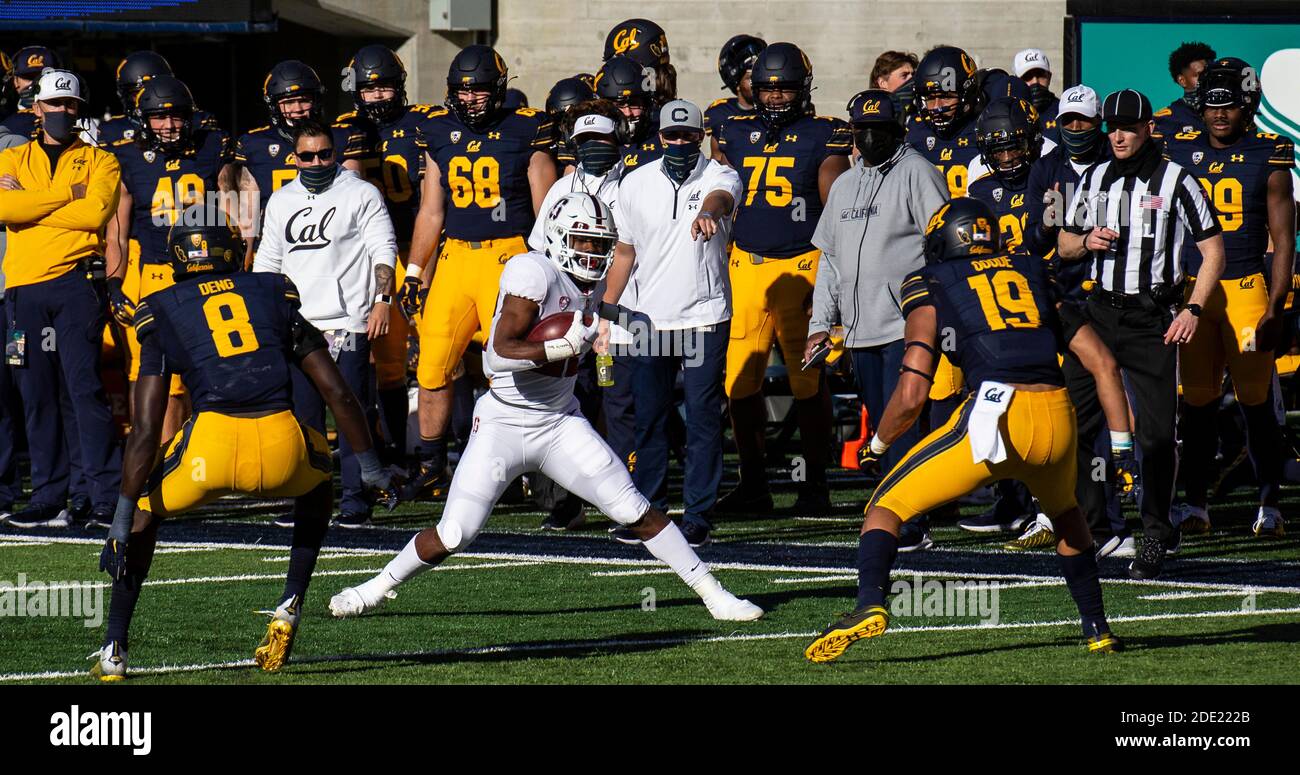 California Memorial Stadium. 27th Nov, 2020. U.S.A. Stanford running back # 22 E.J. Smith tries to escape from being tackle during the NCAA Football game between Stanford Cardinal and the California Golden Bears 24-23 win at California Memorial Stadium. Thurman James/CSM/Alamy Live News Stock Photo