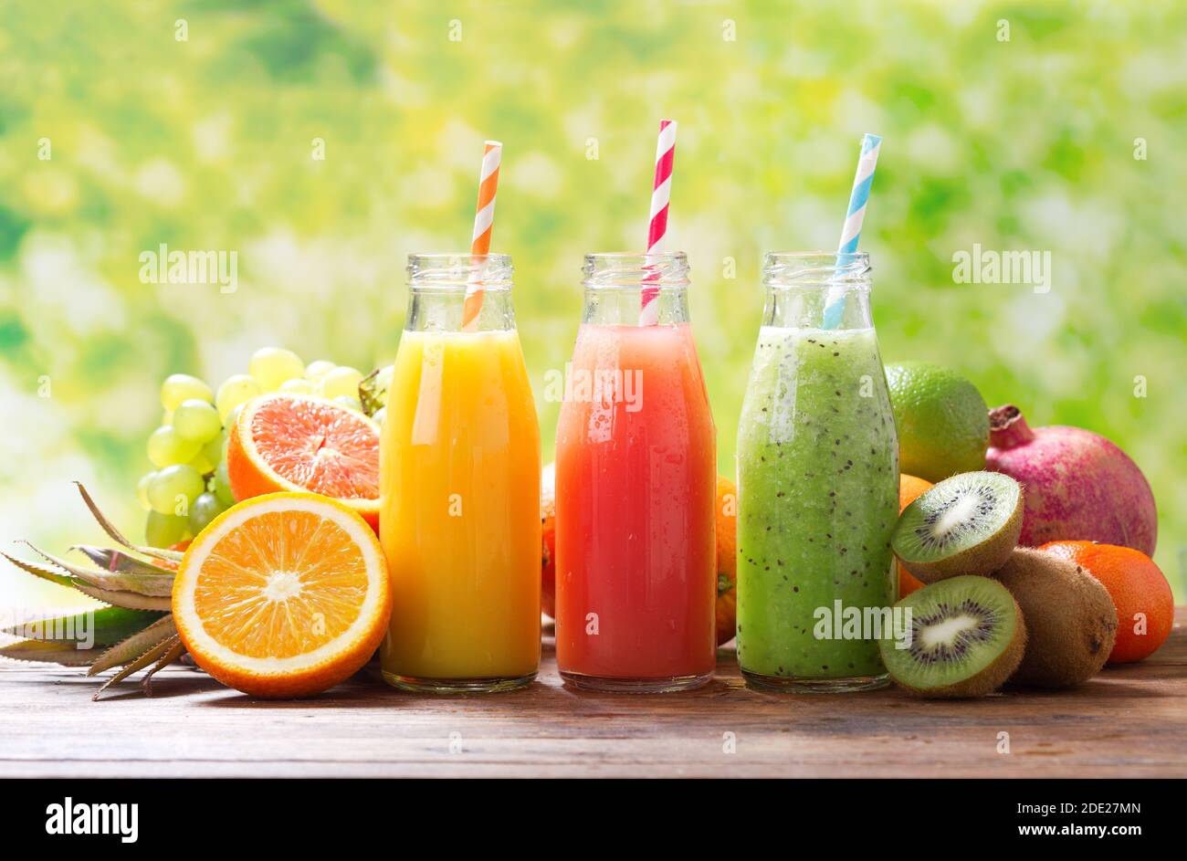 Fruit smoothie bottle hires stock photography and images Alamy