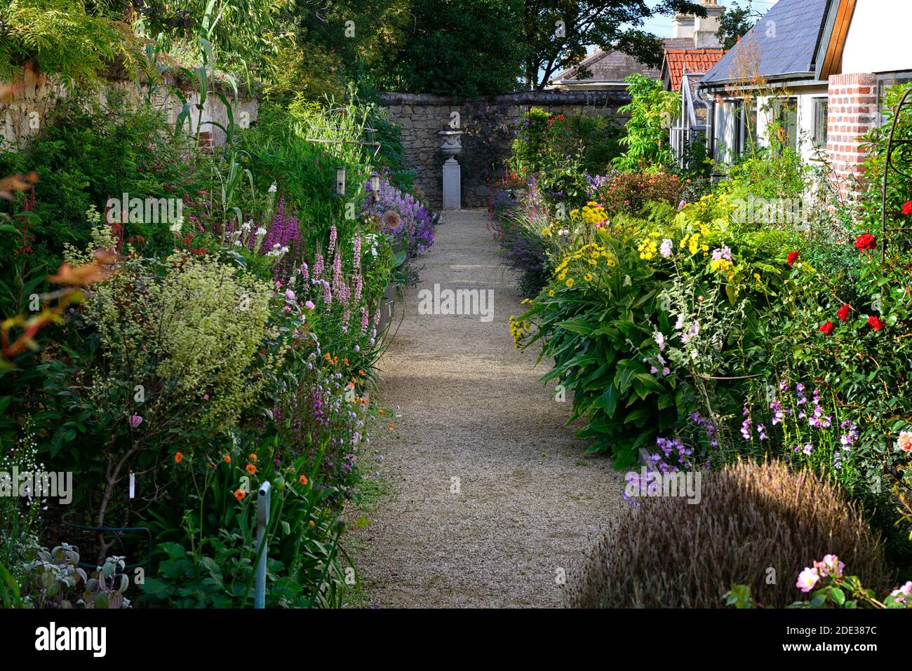 The Dillon Garden, Helen Dillon, Plantswoman,Dun Mhuire,Seafield Ave