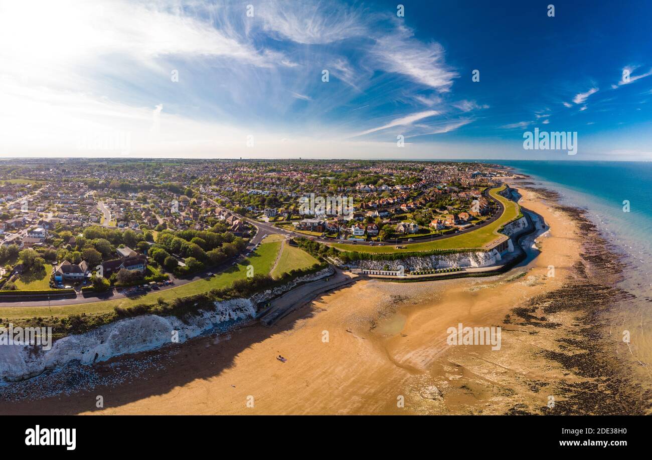 Aerial view sunny beautiful beach hi-res stock photography and images ...