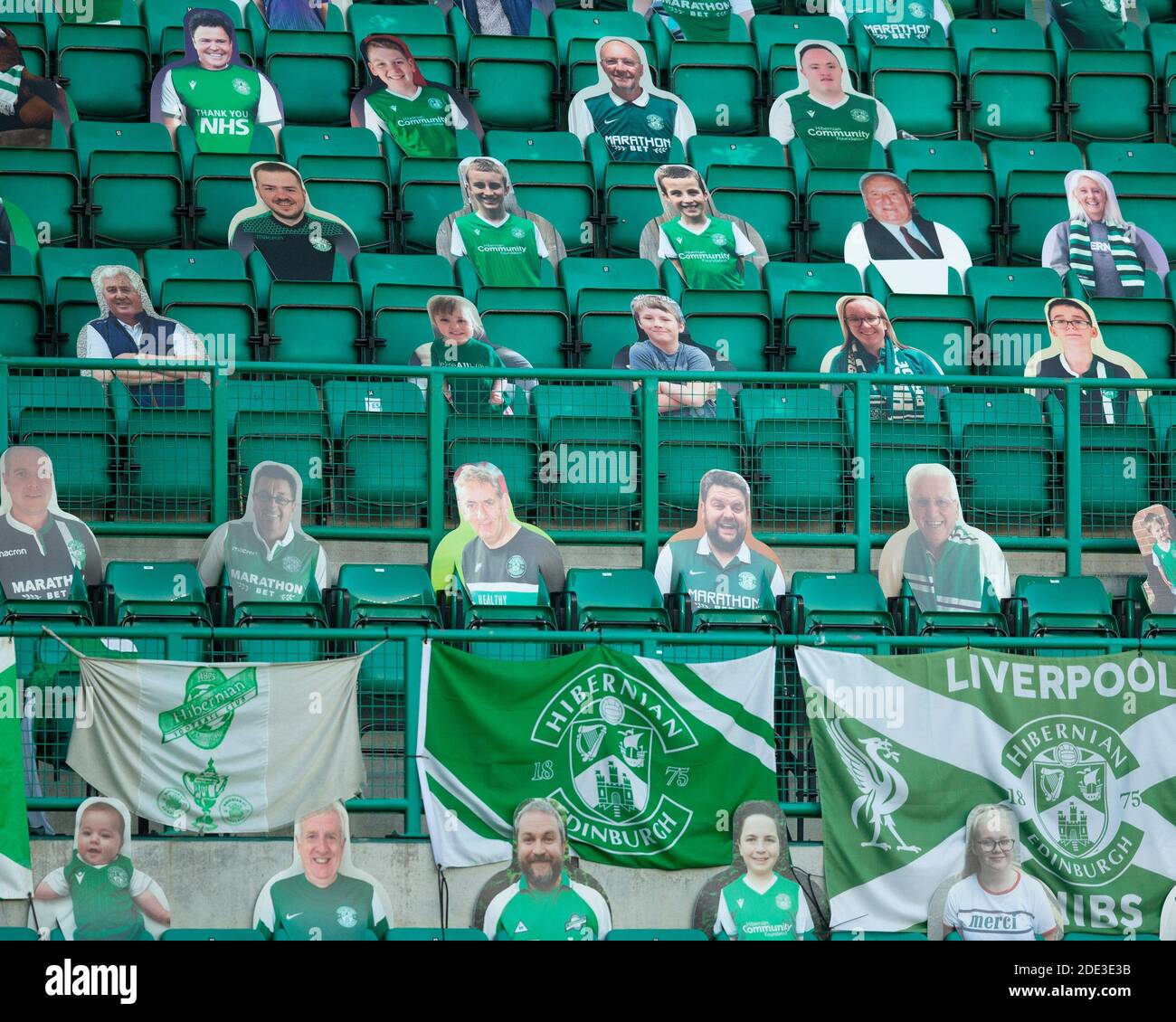 Hibs Fans High Resolution Stock Photography And Images Alamy