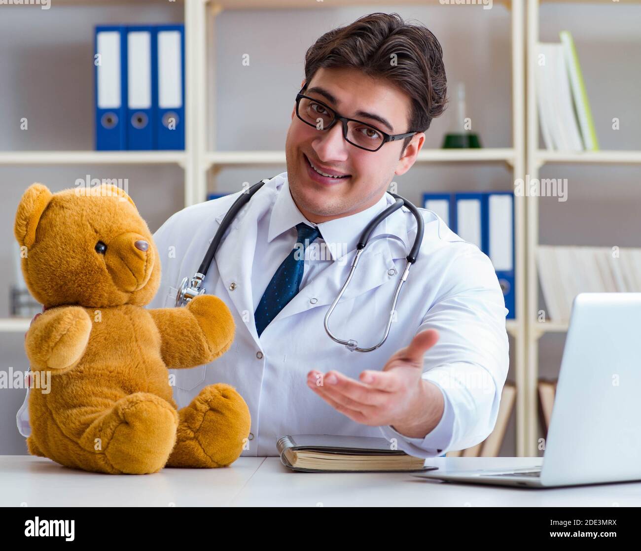 Vetrinary Doc Doctor veterinary pediatrician holding an examination in the office ...