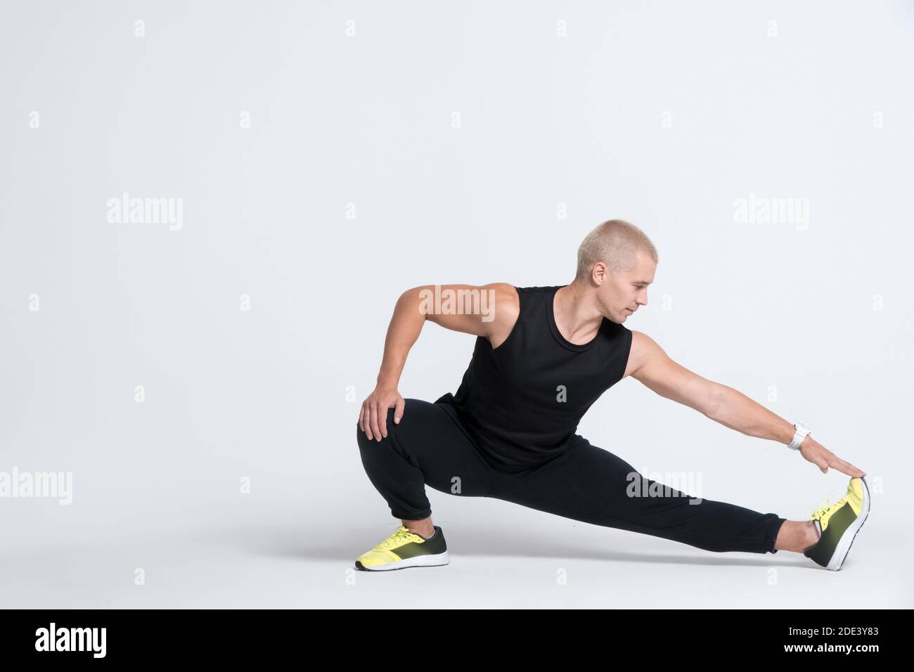 Sporty man hi-res stock photography and images - Alamy