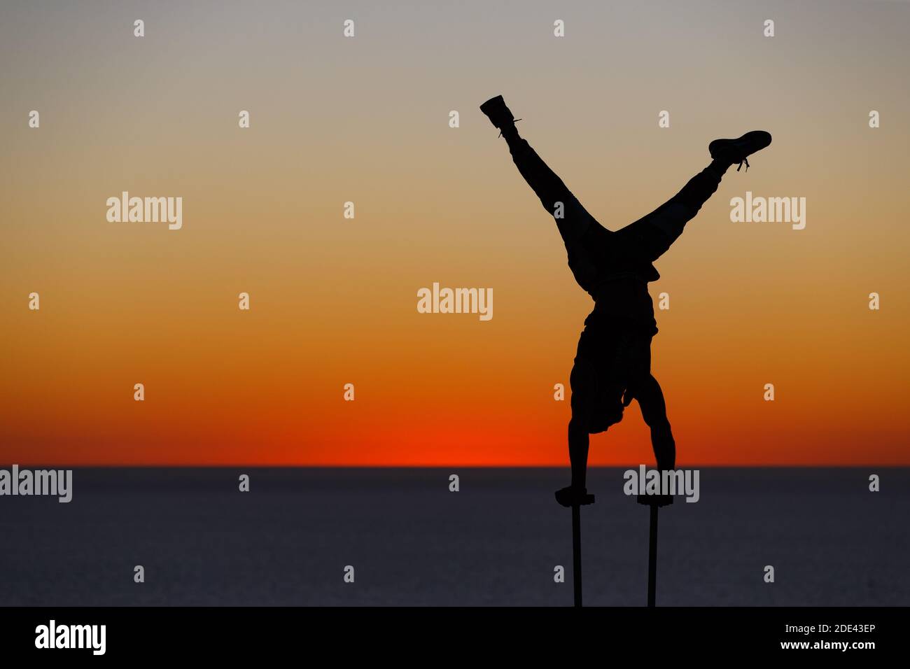 Beach gymnastics hires stock photography and images Alamy