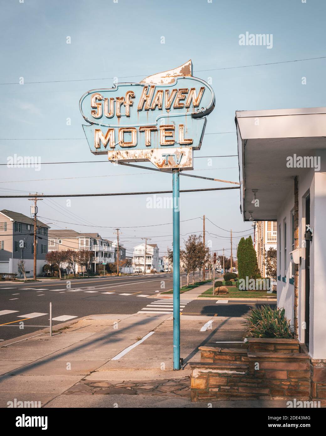 Surf Haven Motel vintage sign in Wildwood, New Jersey Stock Photo - Alamy
