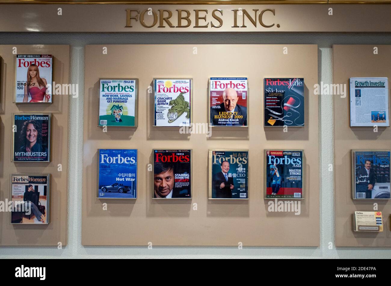 Forbes headquarters hi-res stock photography and images - Alamy