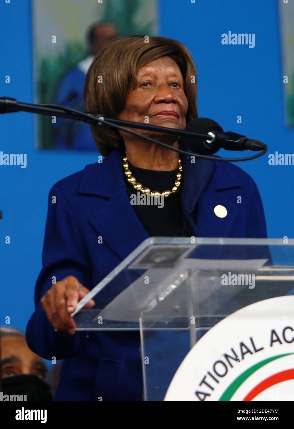 Harlem, New York, USA. 28th Nov, 2020. Rev. Al Sharpton, President & Founder, National Action Network and Hazel Dukes, NAACP, New York Chapter celebrate the life & legacy of the Honorable David N. Dinkins, the 106th Mayor of New York City held at the National Action Network Hall of Justice on November 28, 2020 in the Harlem section of New York City. Credit: Mpi43/Media Punch/Alamy Live News Stock Photo