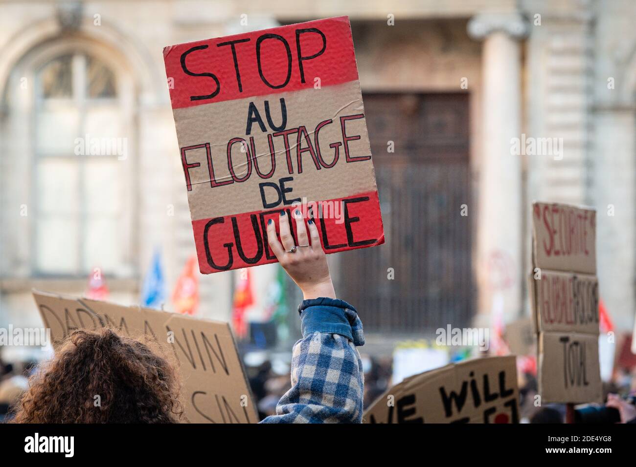 Lyon (France), 28 November 2020. More than 7,500 demonstrators gathered on the Place des Terreaux for the start of the March of Liberties. Stock Photo
