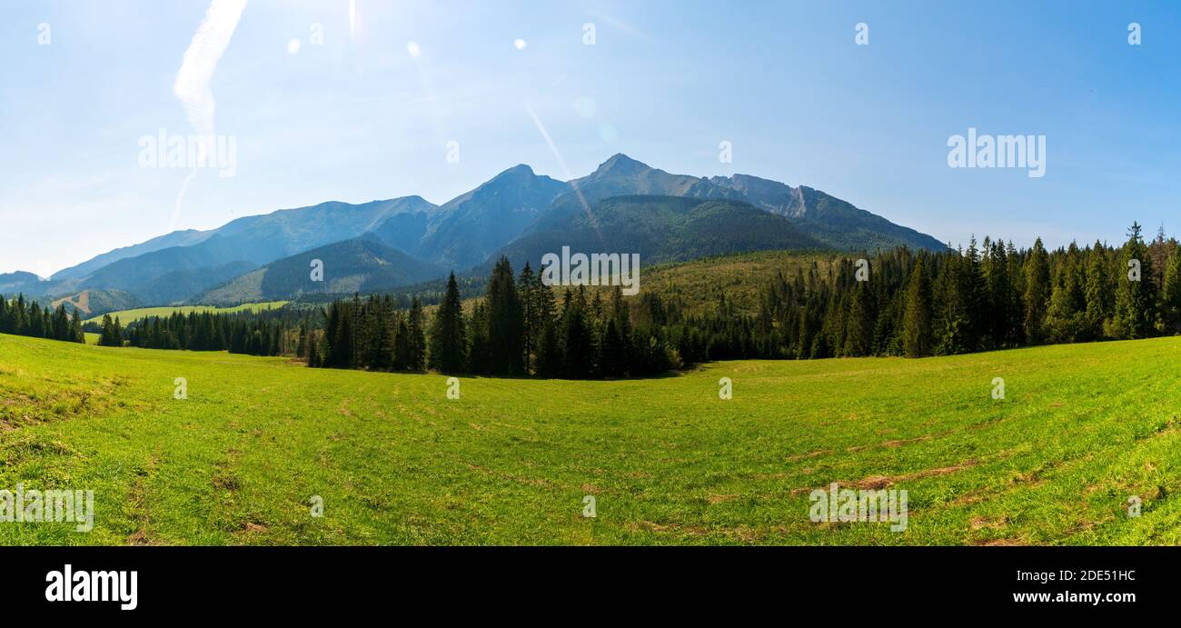 Green mountains and beautiful sky clouds under the blue sky in tatras ...