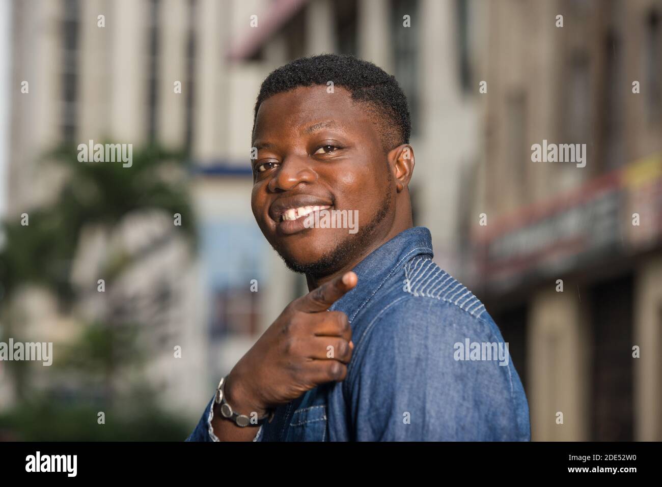 Looking at african american abidjan hi-res stock photography and images ...