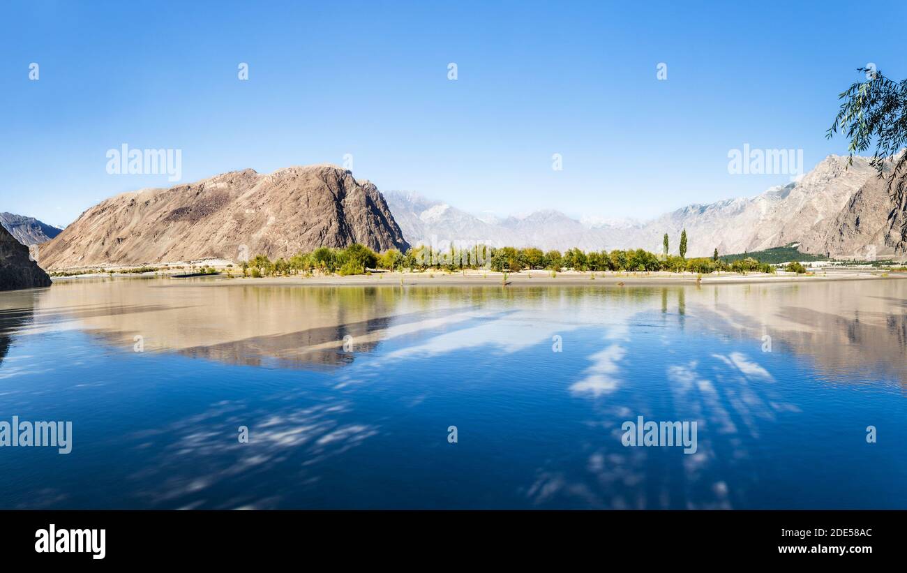 Panoramic view of Indus river in Skardu, Pakistan Stock Photo