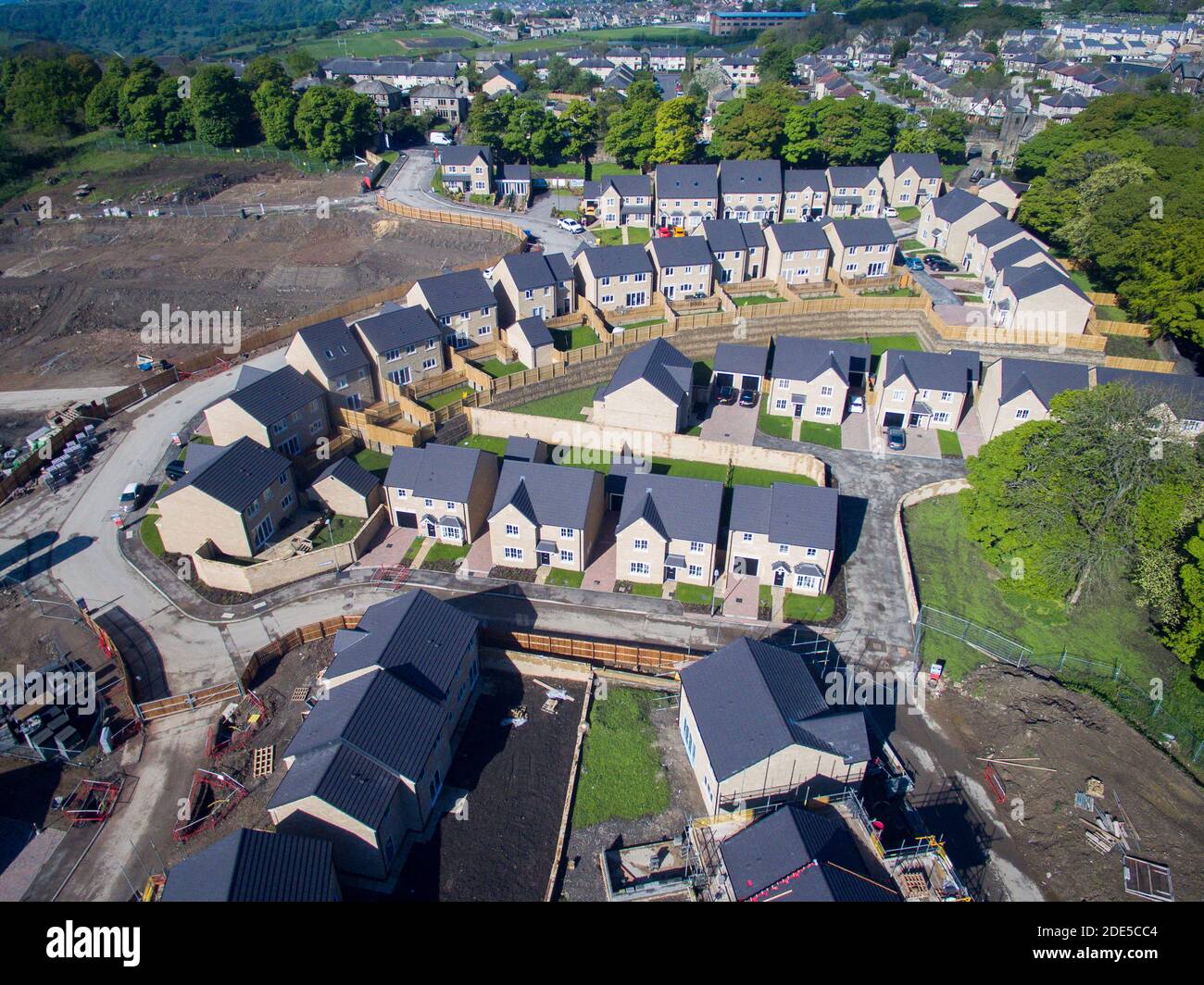 Building Homes Queensbury West Yorkshire Stock Photo Alamy
