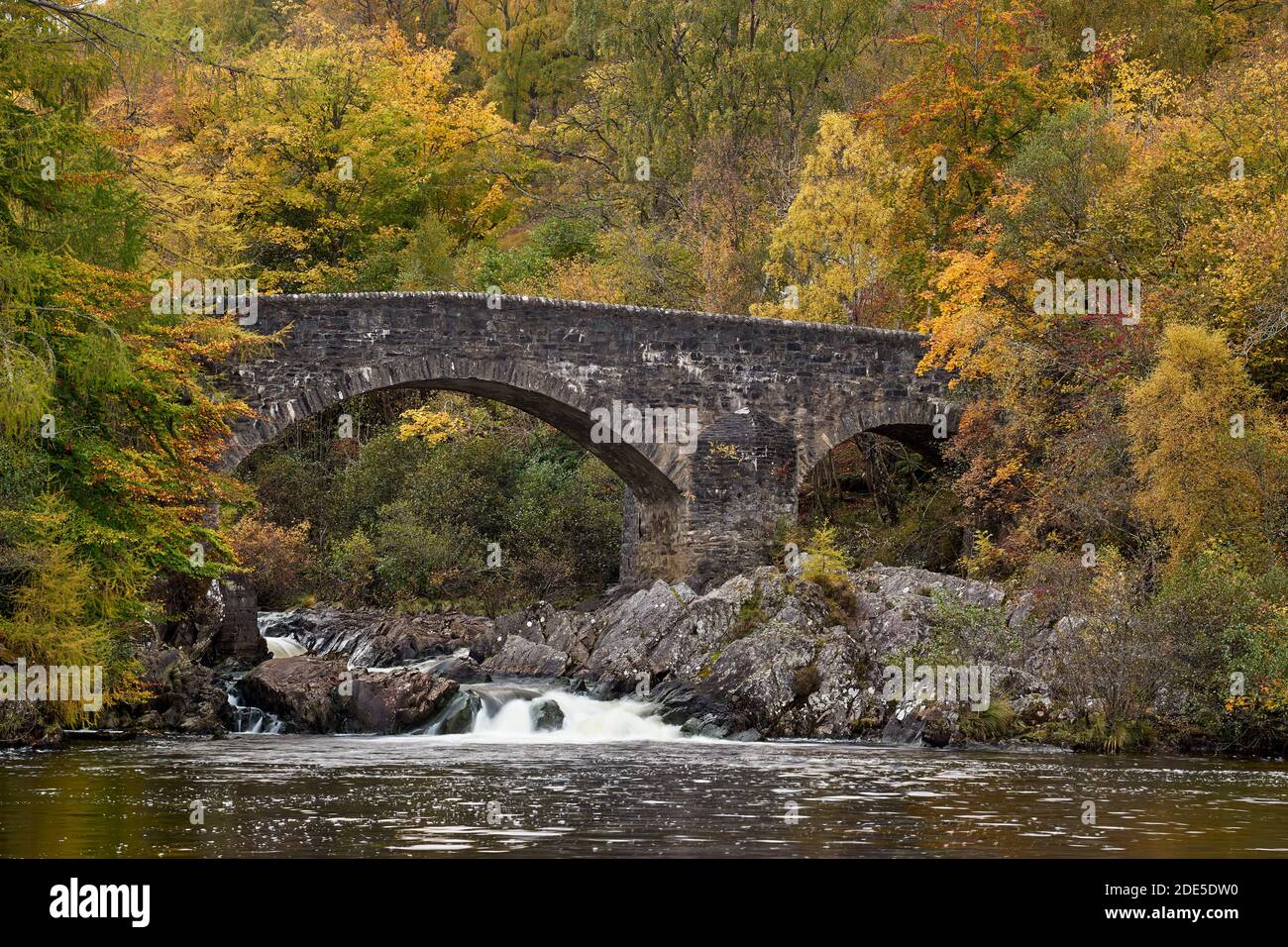 The Bridge of Balgie across the River Lyon, Glen Lyon, Perth and Kinross, Scotland. Stock Photo