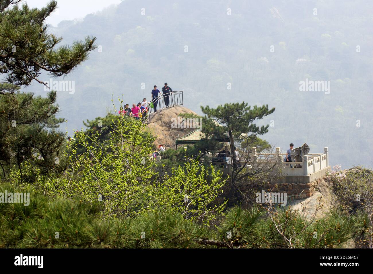 Ecotourism in China. Tourists in the mountains. Qianshan National Park, Anshan, Liaoning Province, China. Stock Photo