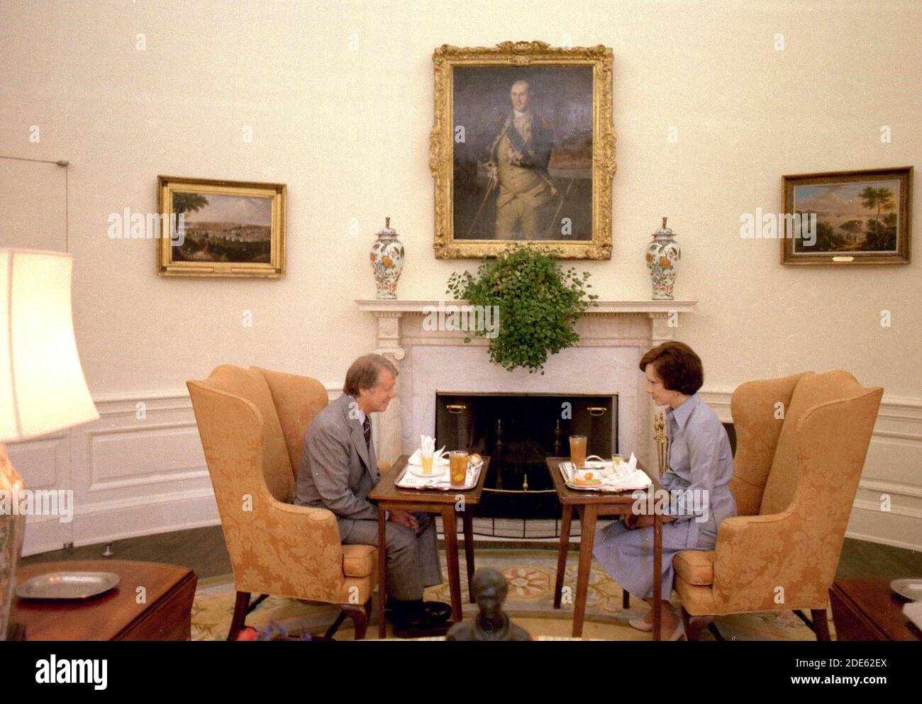 President jimmy carter oval office 1977 hires stock photography and