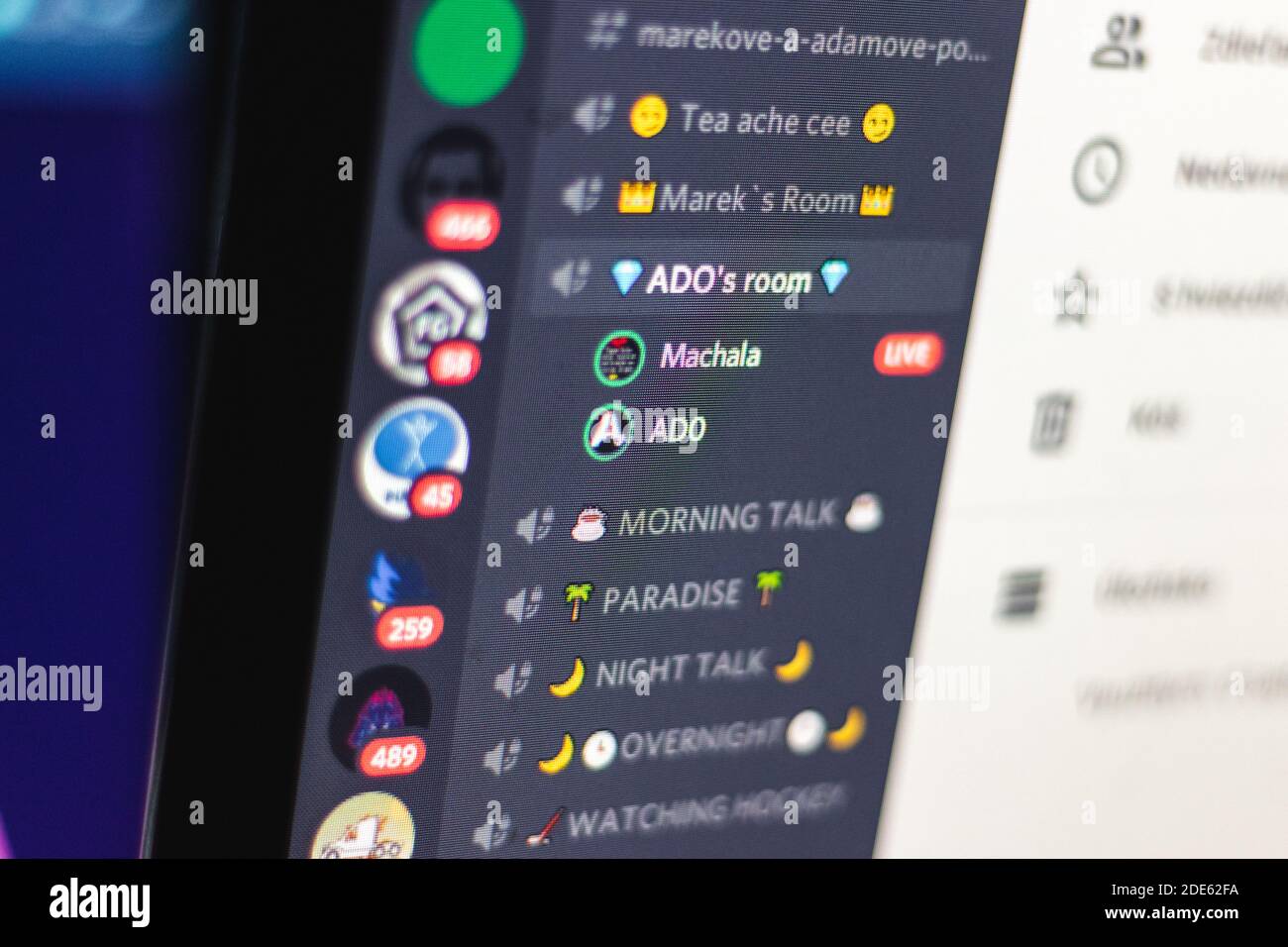 Computer Screen With Two People Talking Online Over Discord Stock Photo Alamy