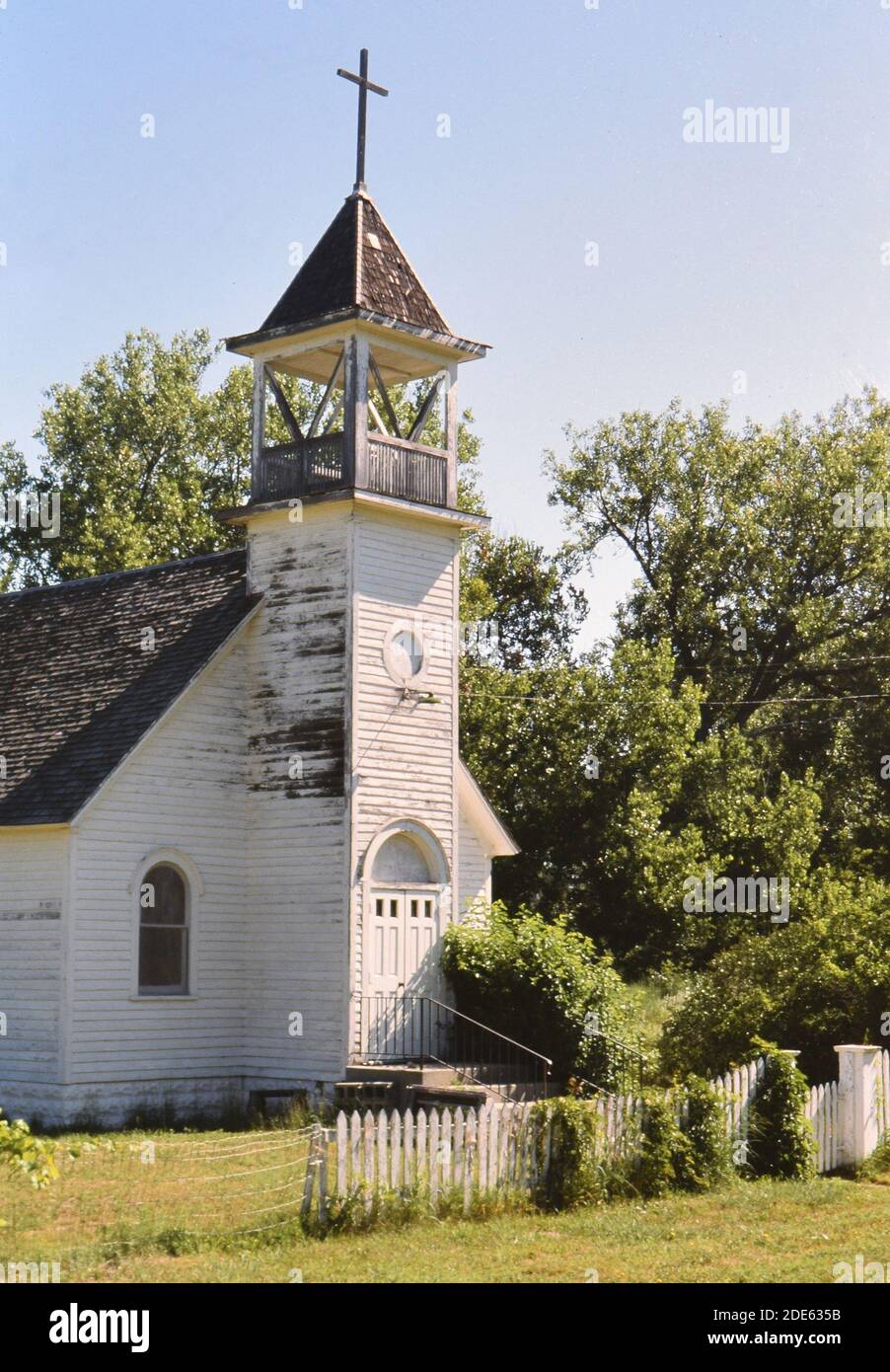 American churches - rural church in northern Nebraska ca. 1999-2001 ...