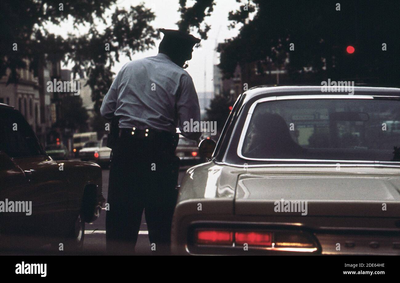 Running red light ticket hires stock photography and images Alamy