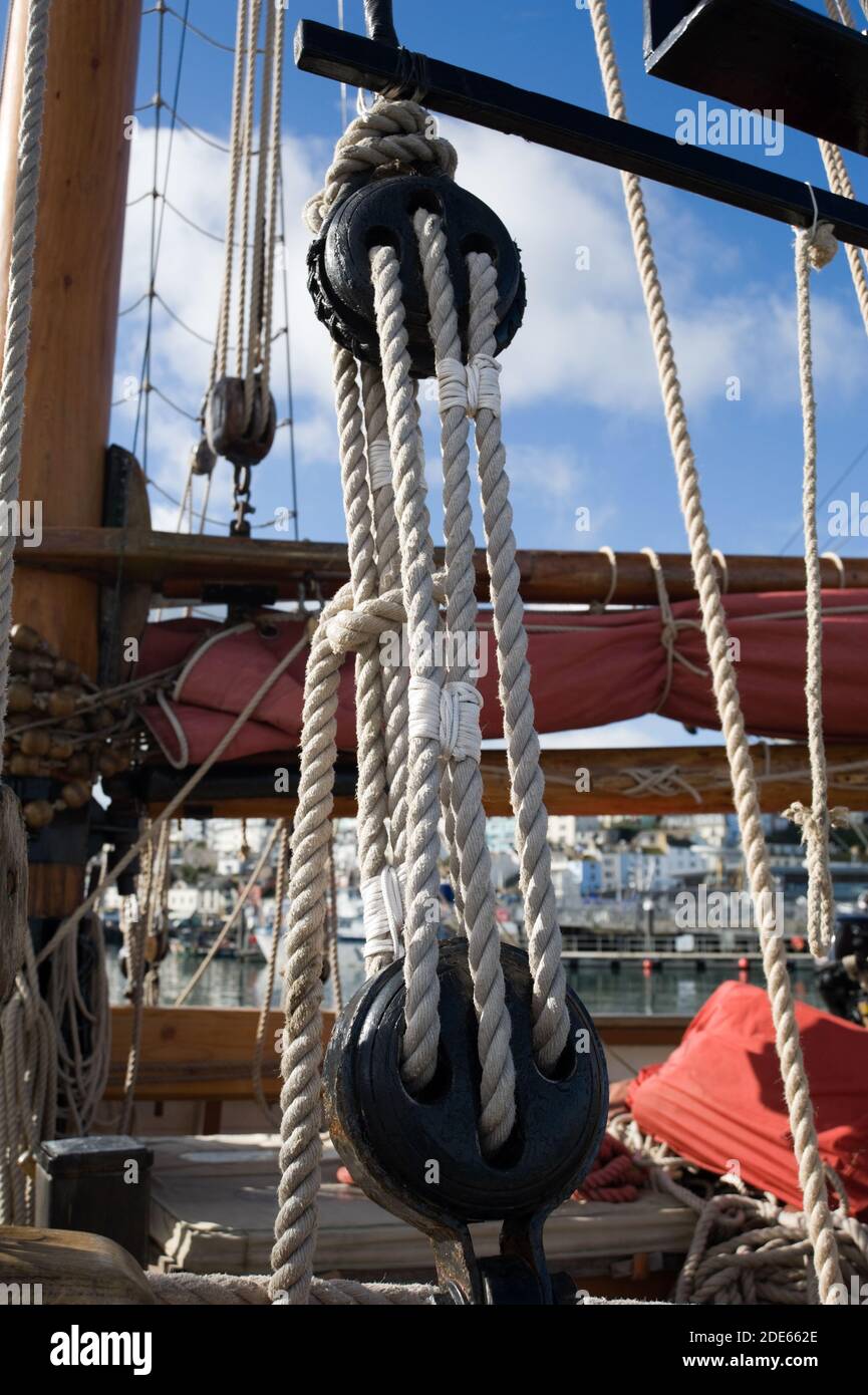 Ropes & Pully's Of A Rigging Mast On A Tall Ship In Brixham Harbour Devon England UK Stock Photo