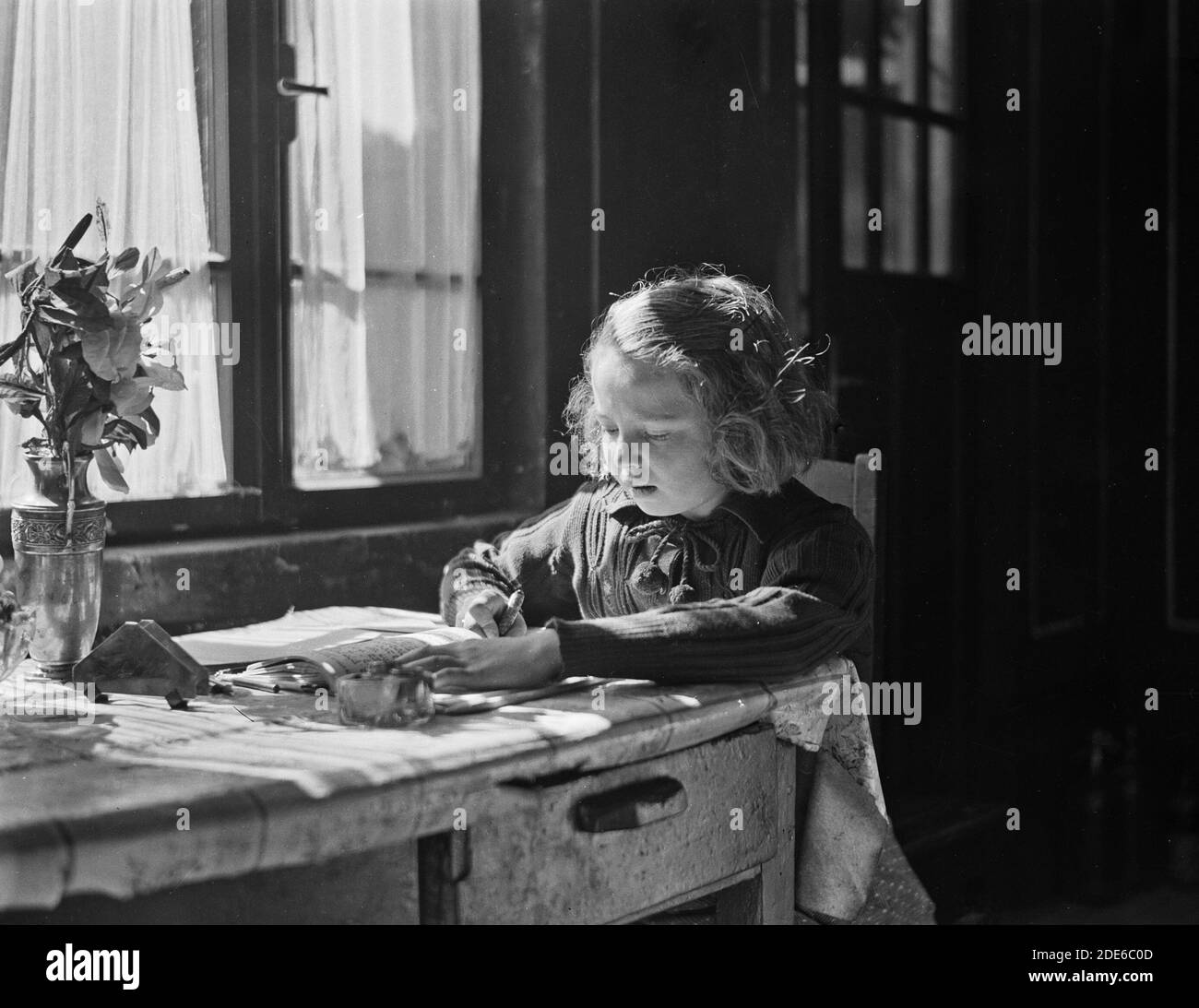 Ashkenazi girl hires stock photography and images Alamy